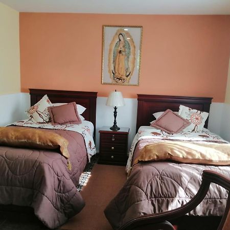 Hostal Saint Mary'S Tababela Extérieur photo
