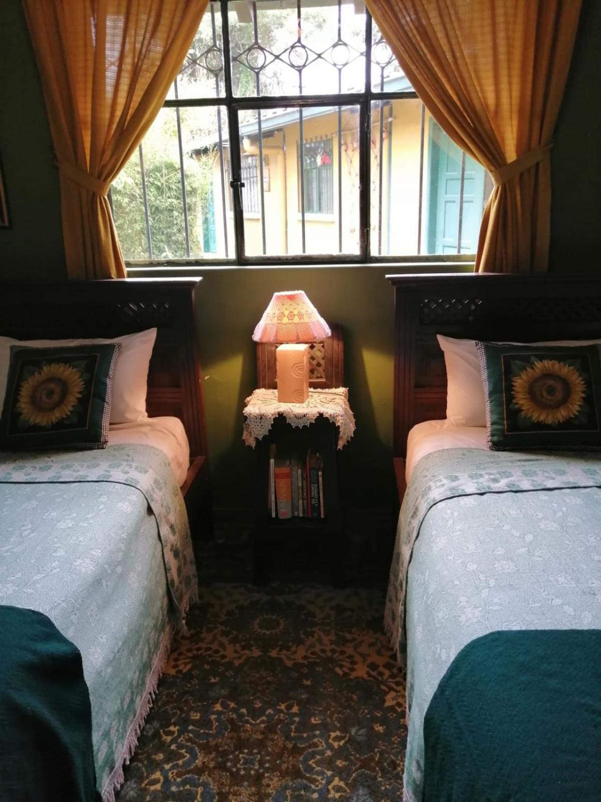 Hostal Saint Mary'S Tababela Extérieur photo