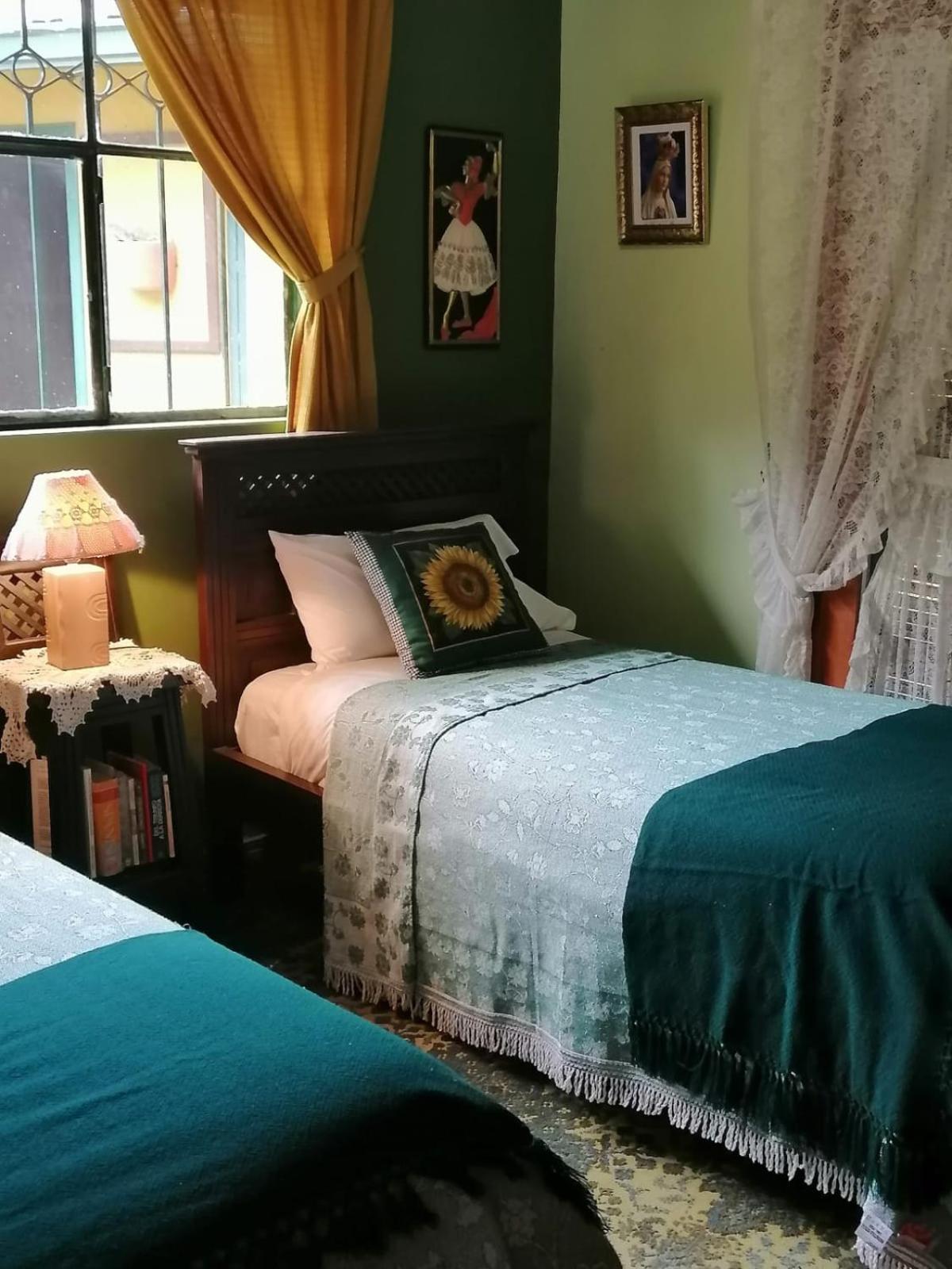 Hostal Saint Mary'S Tababela Extérieur photo