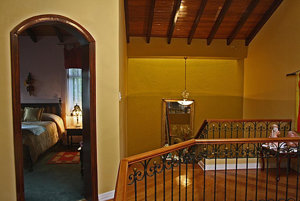 Hostal Saint Mary'S Tababela Extérieur photo
