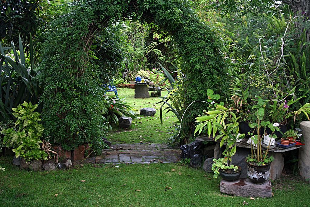 Hostal Saint Mary'S Tababela Extérieur photo